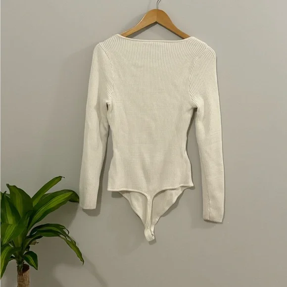 Off-White Ribbed Bodysuit - Picture 3 of 3